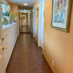 villa-park-gardens-4-hallway.jpg