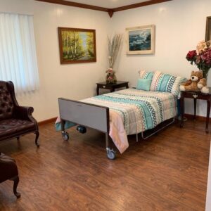 villa-park-gardens-5-private-room.jpg