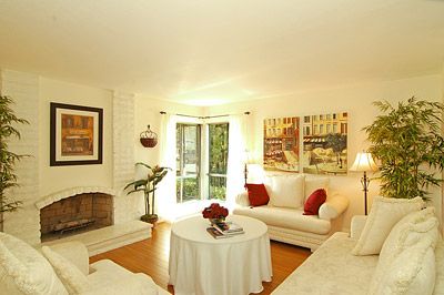 villa-regina-iii-3-living-room-3.jpg