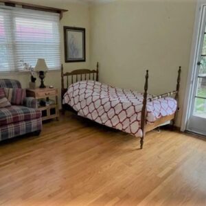 violet-residential-care-private-room.jpg