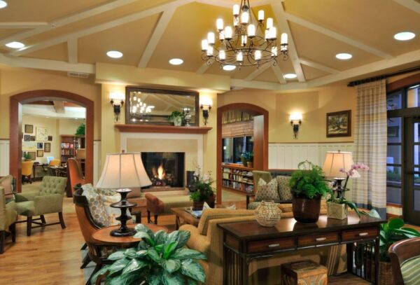 walnut-village-4-lounge.jpg