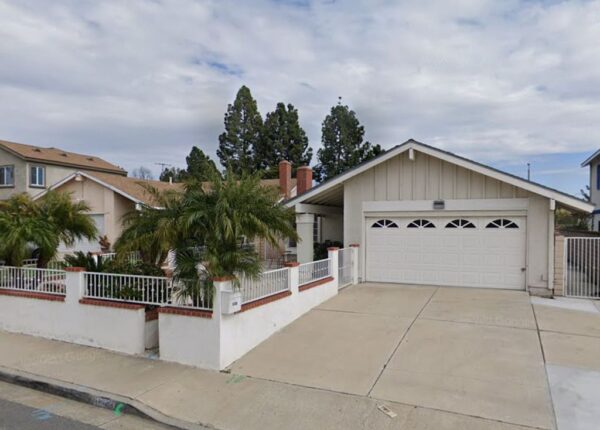 whispering-oaks-waverly-1-street-view.jpg
