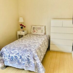 whispering-oaks-waverly-6-bedroom.jpg