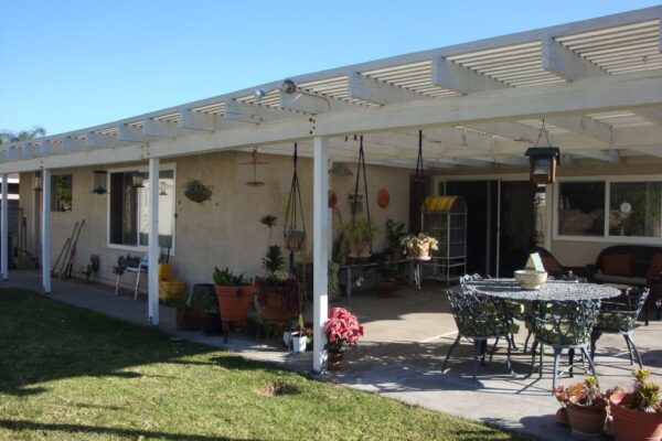 yorba-linda-senior-care-i-6-patio-2.jpg